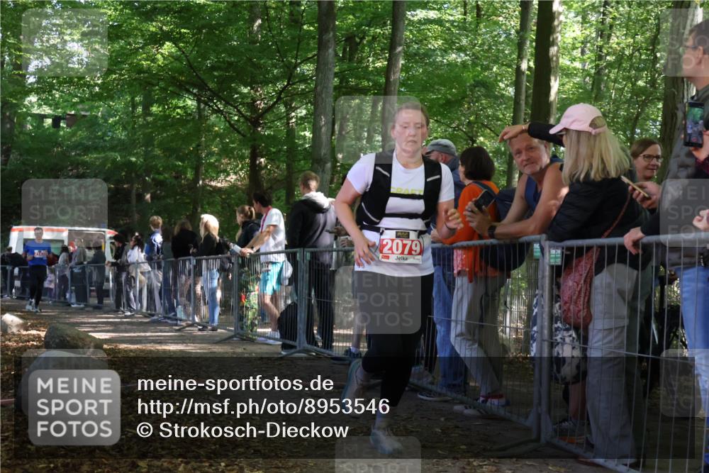 28.09.2025 - 33. Volkslauf durch das schöne Alstertal Strokosch-Dieckow http://msf.ph/oto/8953546 28.09.2025 12:32:34 Ziel 2079, 2143 meine-sportfotos.de