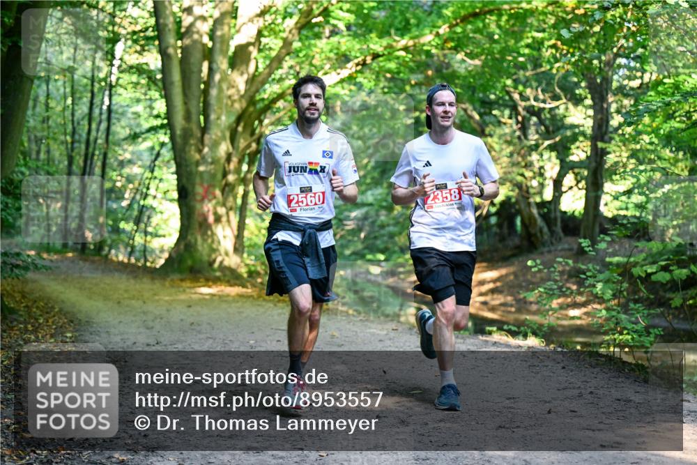 28.09.2025 - 33. Volkslauf durch das schöne Alstertal Dr. Thomas Lammeyer http://msf.ph/oto/8953557 28.09.2025 10:35:59 Laufen 2560, 2358 meine-sportfotos.de