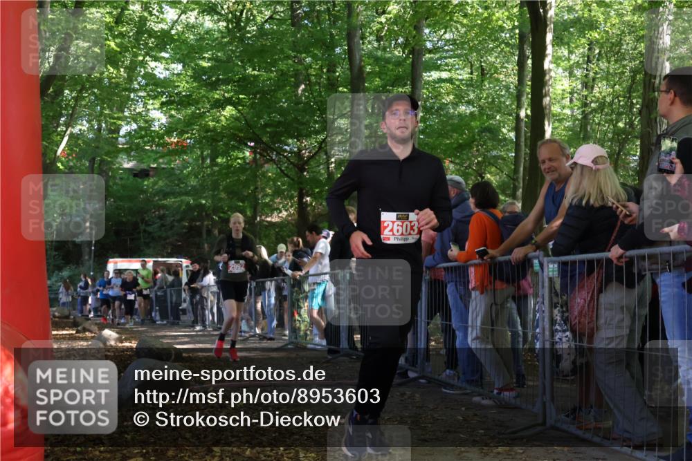 28.09.2025 - 33. Volkslauf durch das schöne Alstertal Strokosch-Dieckow http://msf.ph/oto/8953603 28.09.2025 12:32:54 Ziel 2206, 2285, 2286, 2535, 2629, 2992 meine-sportfotos.de