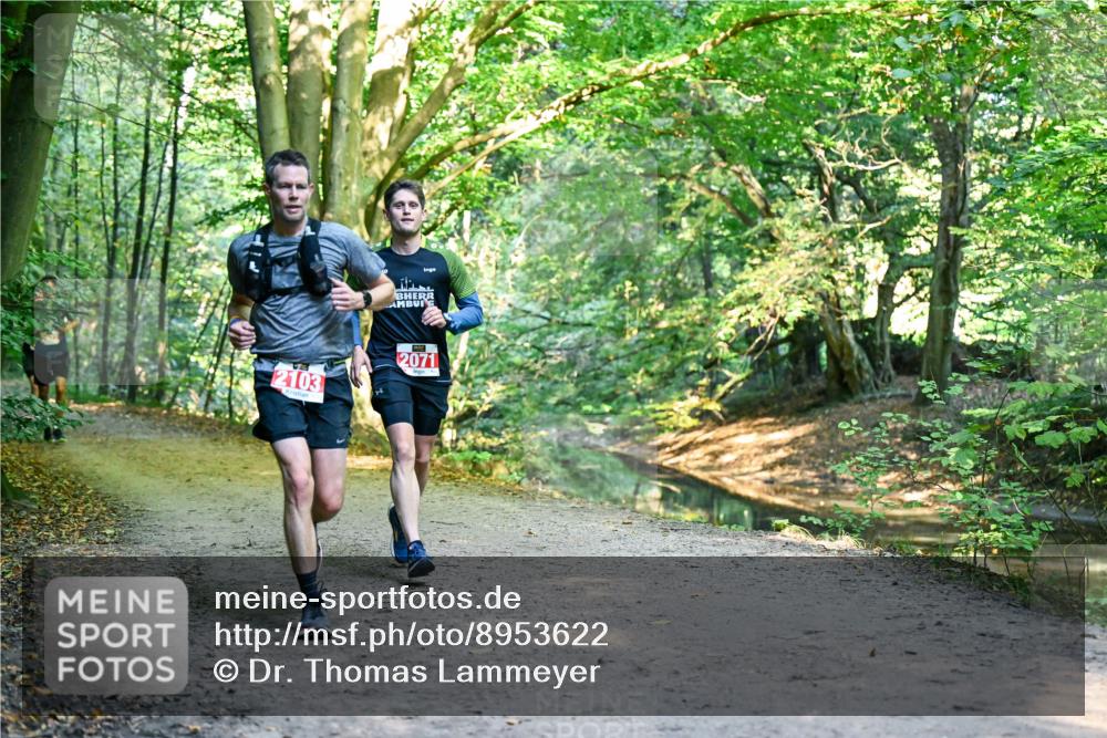 28.09.2025 - 33. Volkslauf durch das schöne Alstertal Dr. Thomas Lammeyer http://msf.ph/oto/8953622 28.09.2025 10:36:17 Laufen 2103, 2071 meine-sportfotos.de