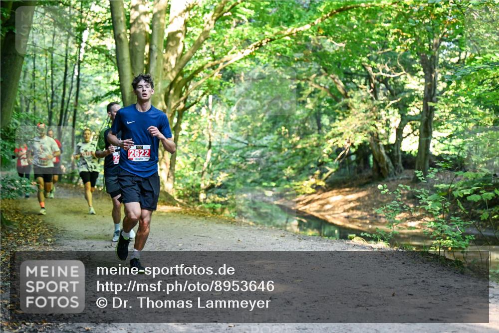 28.09.2025 - 33. Volkslauf durch das schöne Alstertal Dr. Thomas Lammeyer http://msf.ph/oto/8953646 28.09.2025 10:36:22 Laufen 2622 meine-sportfotos.de