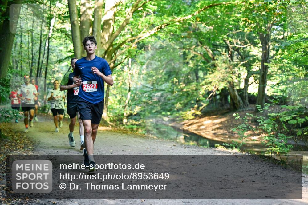 28.09.2025 - 33. Volkslauf durch das schöne Alstertal Dr. Thomas Lammeyer http://msf.ph/oto/8953649 28.09.2025 10:36:22 Laufen 2622 meine-sportfotos.de