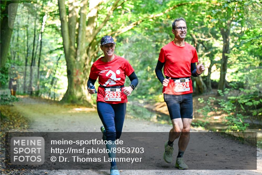 28.09.2025 - 33. Volkslauf durch das schöne Alstertal Dr. Thomas Lammeyer http://msf.ph/oto/8953703 28.09.2025 10:36:28 Laufen 2633, 2524 meine-sportfotos.de