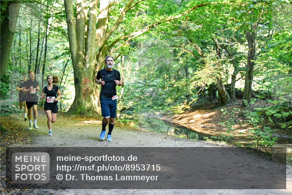 28.09.2025 - 33. Volkslauf durch das schöne Alstertal Dr. Thomas Lammeyer http://msf.ph/oto/8953715 28.09.2025 10:36:36 Laufen 2199 meine-sportfotos.de