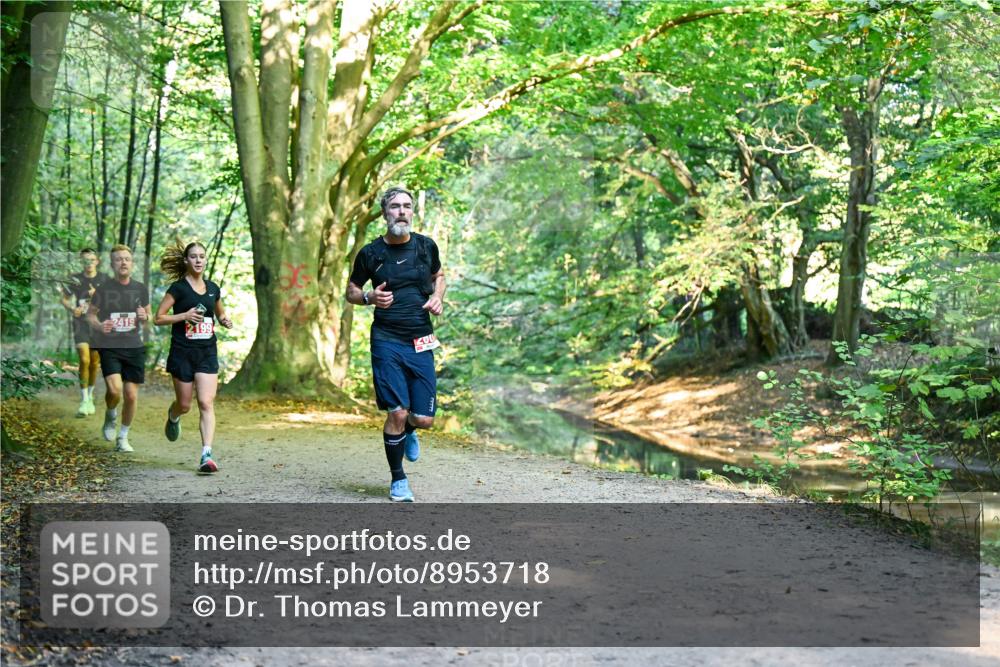 28.09.2025 - 33. Volkslauf durch das schöne Alstertal Dr. Thomas Lammeyer http://msf.ph/oto/8953718 28.09.2025 10:36:37 Laufen 2419, 2199, 200 meine-sportfotos.de