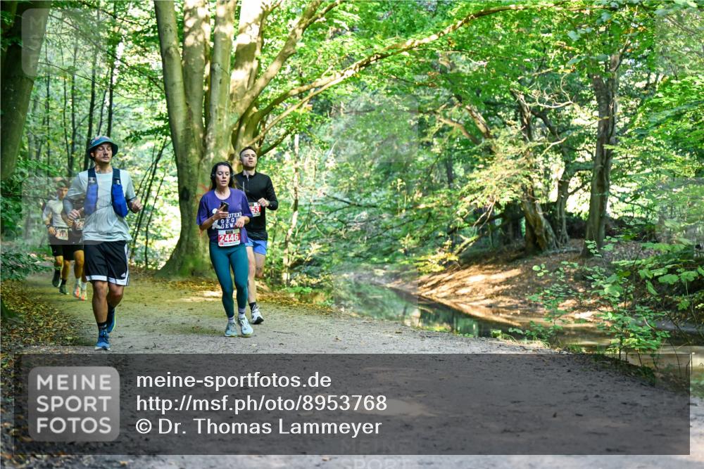 28.09.2025 - 33. Volkslauf durch das schöne Alstertal Dr. Thomas Lammeyer http://msf.ph/oto/8953768 28.09.2025 10:36:53 Laufen 2446 meine-sportfotos.de