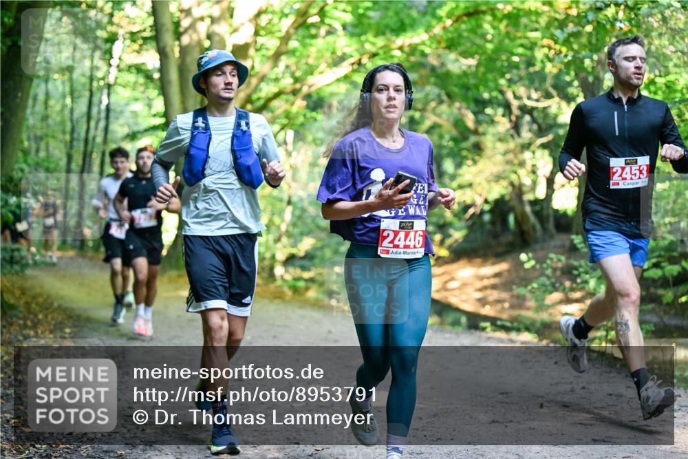 28.09.2025 - 33. Volkslauf durch das schöne Alstertal Dr. Thomas Lammeyer http://msf.ph/oto/8953791 28.09.2025 10:36:55 Laufen 2446, 2453 meine-sportfotos.de