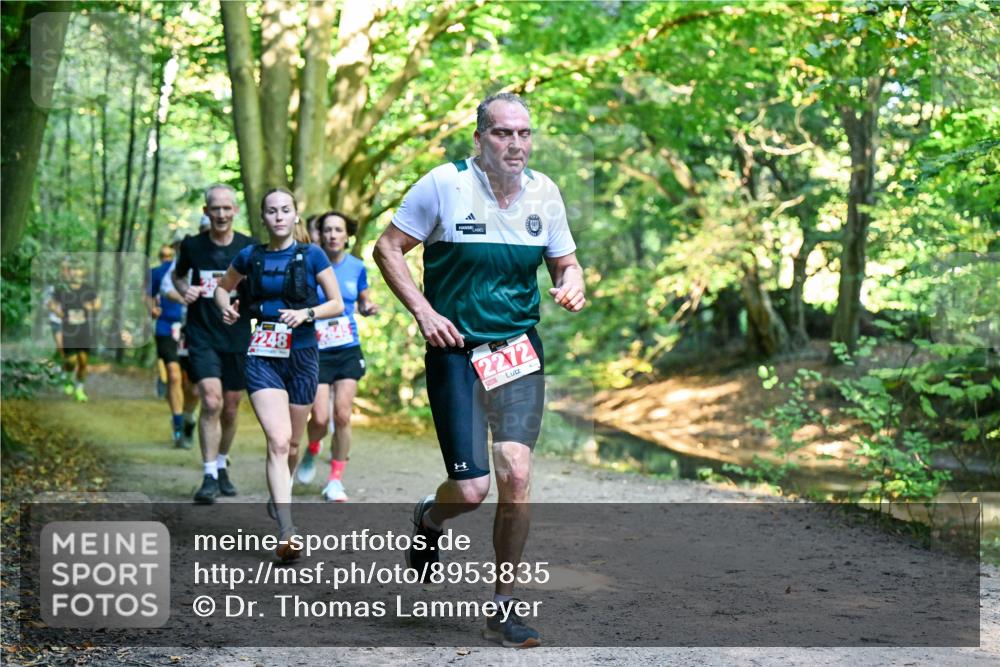 28.09.2025 - 33. Volkslauf durch das schöne Alstertal Dr. Thomas Lammeyer http://msf.ph/oto/8953835 28.09.2025 10:37:02 Laufen 2248, 2272 meine-sportfotos.de