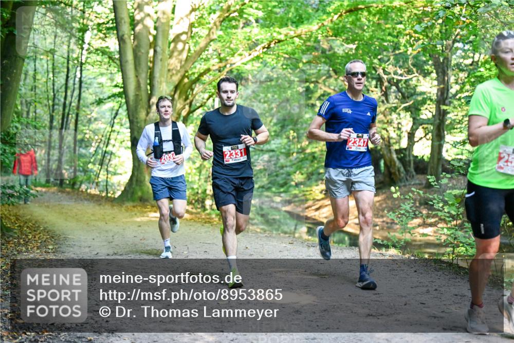 28.09.2025 - 33. Volkslauf durch das schöne Alstertal Dr. Thomas Lammeyer http://msf.ph/oto/8953865 28.09.2025 10:37:06 Laufen 2331, 2347, 25 meine-sportfotos.de
