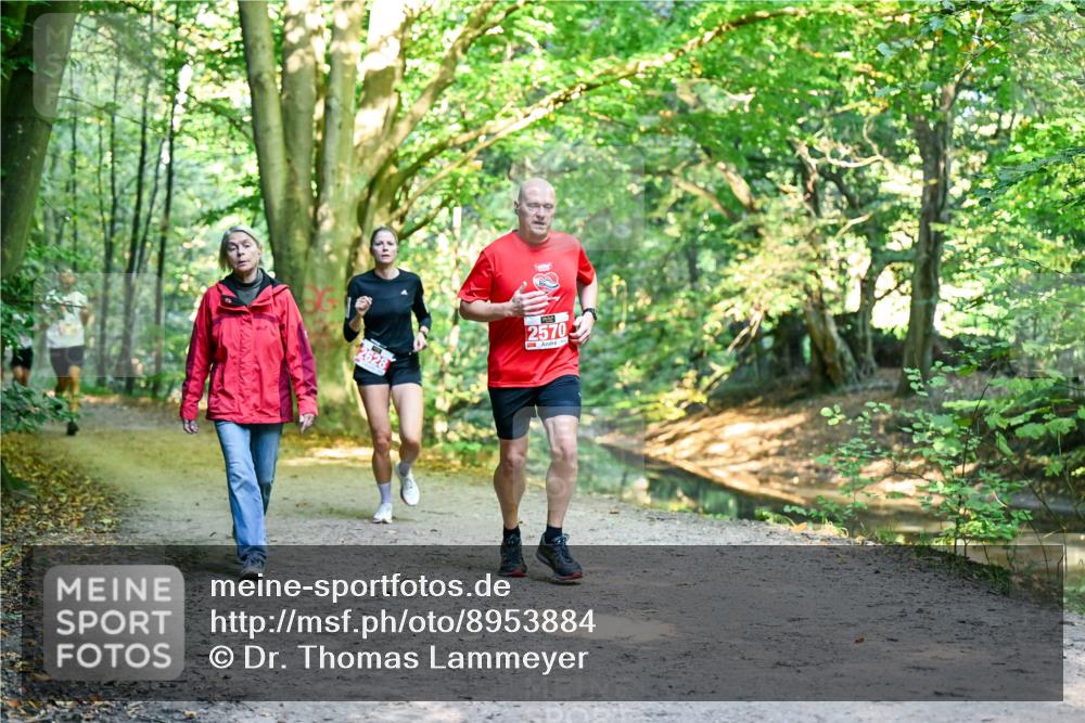 28.09.2025 - 33. Volkslauf durch das schöne Alstertal Dr. Thomas Lammeyer http://msf.ph/oto/8953884 28.09.2025 10:37:18 Laufen 2570 meine-sportfotos.de