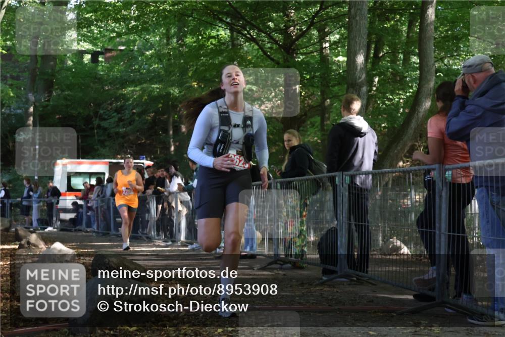 28.09.2025 - 33. Volkslauf durch das schöne Alstertal Strokosch-Dieckow http://msf.ph/oto/8953908 28.09.2025 12:35:19 Ziel 2289, 2625 meine-sportfotos.de