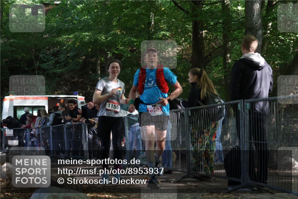 28.09.2025 - 33. Volkslauf durch das schöne Alstertal Strokosch-Dieckow http://msf.ph/oto/8953937 28.09.2025 12:35:50 Ziel 1155, 2563 meine-sportfotos.de