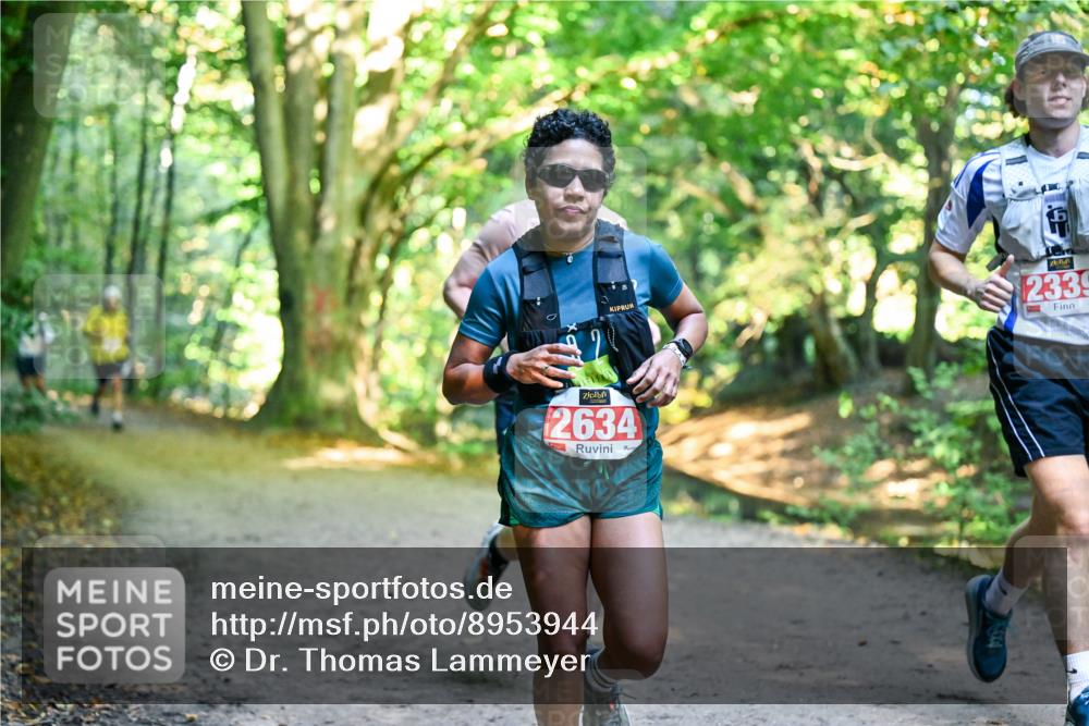 28.09.2025 - 33. Volkslauf durch das schöne Alstertal Dr. Thomas Lammeyer http://msf.ph/oto/8953944 28.09.2025 10:37:27 Laufen 2339, 2634 meine-sportfotos.de