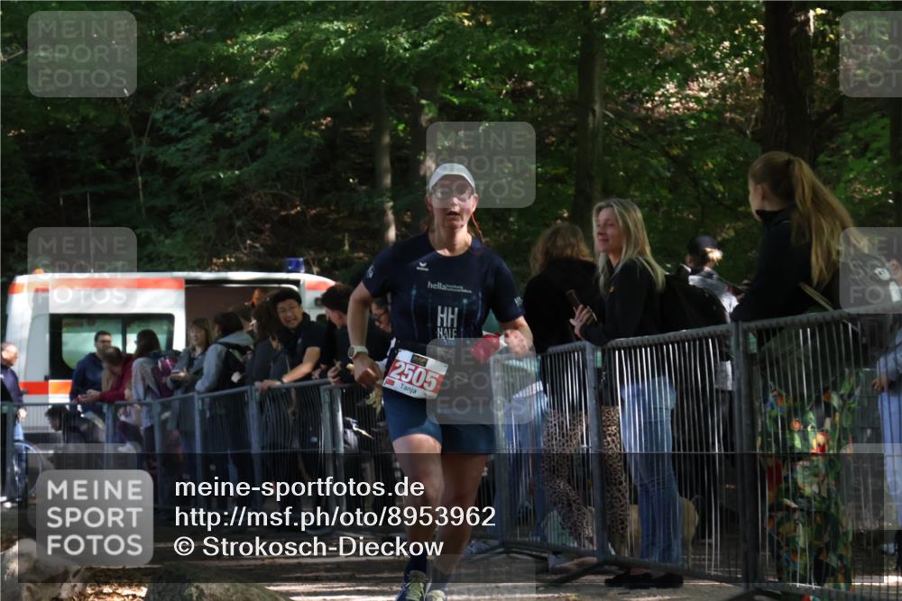 28.09.2025 - 33. Volkslauf durch das schöne Alstertal Strokosch-Dieckow http://msf.ph/oto/8953962 28.09.2025 12:36:01 Ziel 2505 meine-sportfotos.de