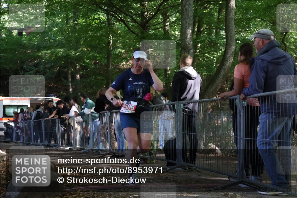 28.09.2025 - 33. Volkslauf durch das schöne Alstertal Strokosch-Dieckow http://msf.ph/oto/8953971 28.09.2025 12:36:02 Ziel 2505 meine-sportfotos.de