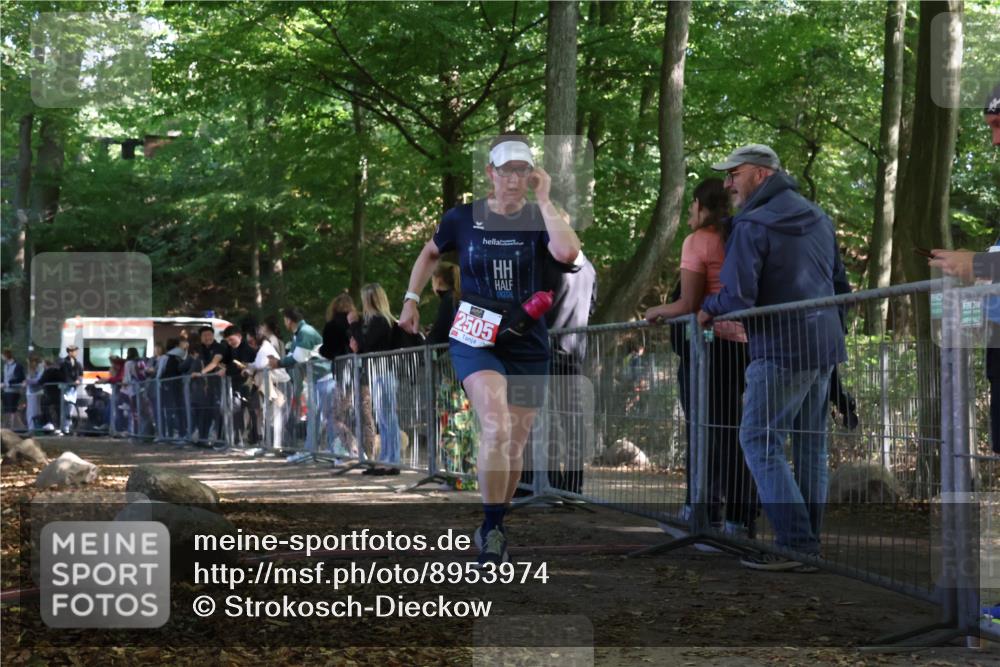 28.09.2025 - 33. Volkslauf durch das schöne Alstertal Strokosch-Dieckow http://msf.ph/oto/8953974 28.09.2025 12:36:03 Ziel 2505 meine-sportfotos.de