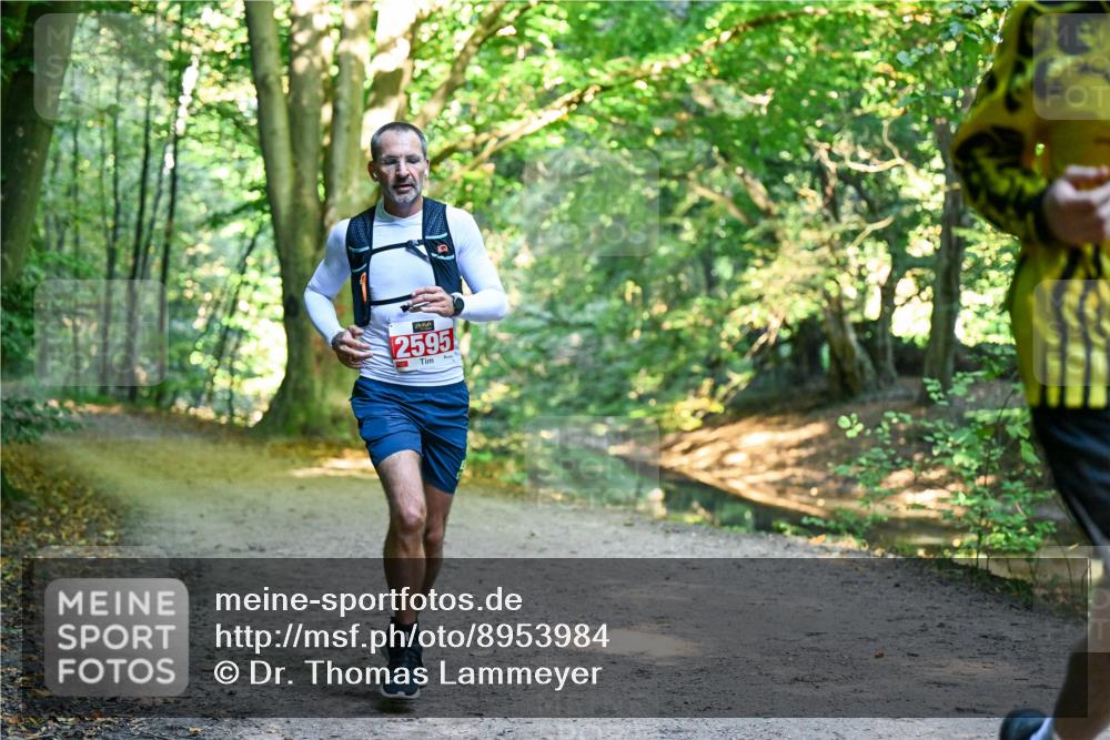 28.09.2025 - 33. Volkslauf durch das schöne Alstertal Dr. Thomas Lammeyer http://msf.ph/oto/8953984 28.09.2025 10:37:34 Laufen 2595 meine-sportfotos.de
