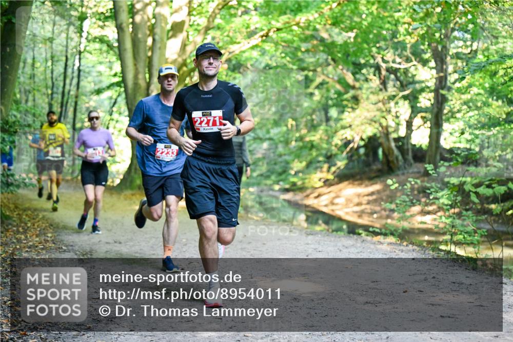 28.09.2025 - 33. Volkslauf durch das schöne Alstertal Dr. Thomas Lammeyer http://msf.ph/oto/8954011 28.09.2025 10:37:43 Laufen 2233, 2271 meine-sportfotos.de
