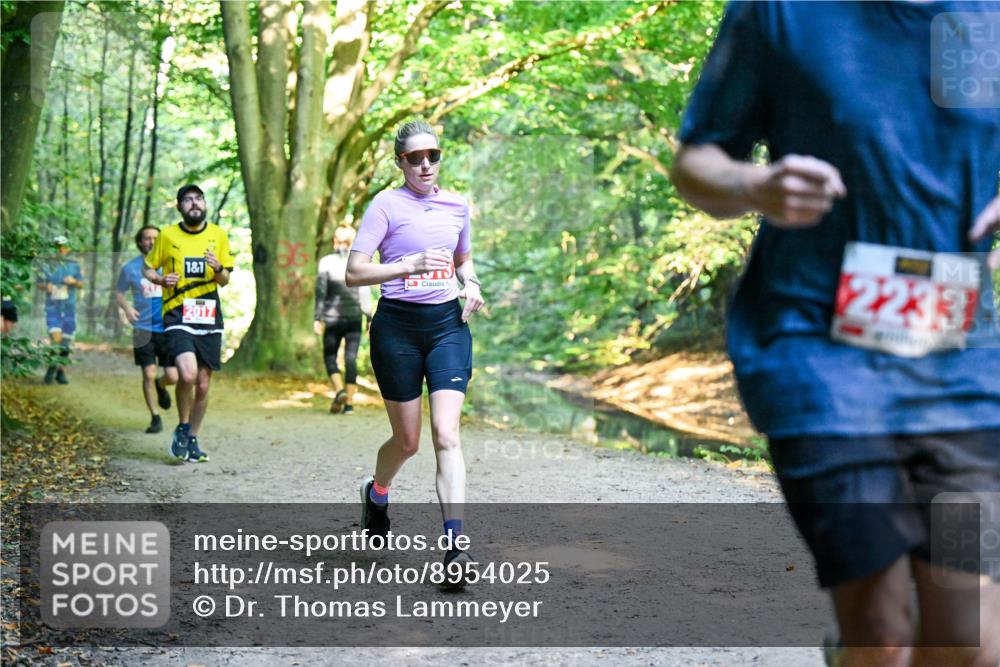 28.09.2025 - 33. Volkslauf durch das schöne Alstertal Dr. Thomas Lammeyer http://msf.ph/oto/8954025 28.09.2025 10:37:45 Laufen 1, 1, 2017, 2233 meine-sportfotos.de