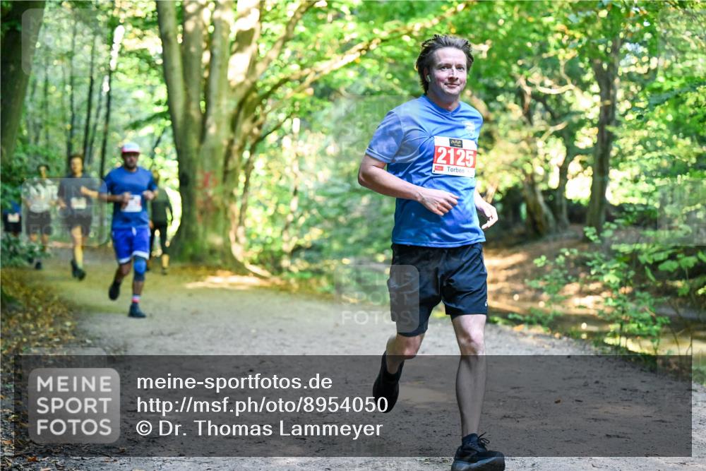 28.09.2025 - 33. Volkslauf durch das schöne Alstertal Dr. Thomas Lammeyer http://msf.ph/oto/8954050 28.09.2025 10:37:48 Laufen 2125 meine-sportfotos.de