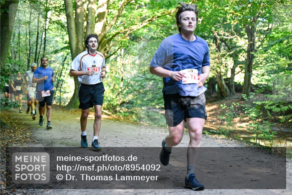 28.09.2025 - 33. Volkslauf durch das schöne Alstertal Dr. Thomas Lammeyer http://msf.ph/oto/8954092 28.09.2025 10:37:53 Laufen 579 meine-sportfotos.de