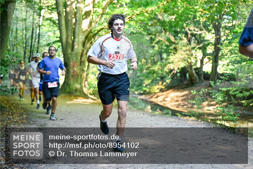 28.09.2025 - 33. Volkslauf durch das schöne Alstertal Dr. Thomas Lammeyer http://msf.ph/oto/8954102 28.09.2025 10:37:53 Laufen 2578 meine-sportfotos.de