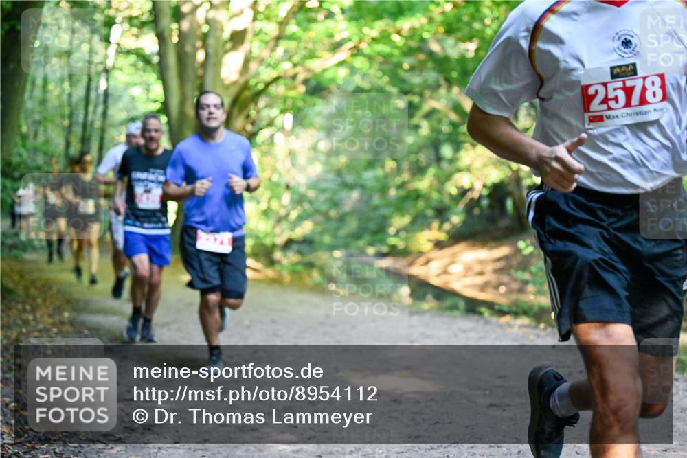 28.09.2025 - 33. Volkslauf durch das schöne Alstertal Dr. Thomas Lammeyer http://msf.ph/oto/8954112 28.09.2025 10:37:54 Laufen 73225, 2578 meine-sportfotos.de