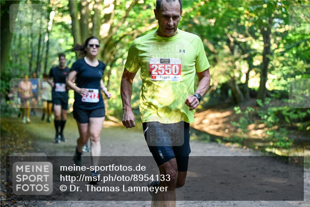 28.09.2025 - 33. Volkslauf durch das schöne Alstertal Dr. Thomas Lammeyer http://msf.ph/oto/8954133 28.09.2025 10:37:58 Laufen 2550 meine-sportfotos.de