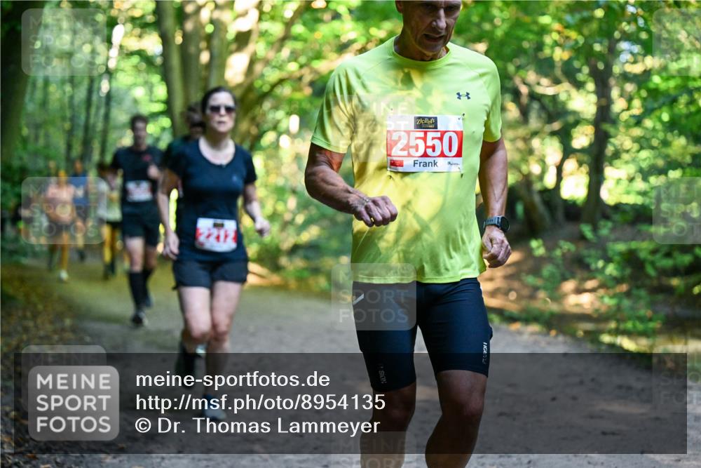 28.09.2025 - 33. Volkslauf durch das schöne Alstertal Dr. Thomas Lammeyer http://msf.ph/oto/8954135 28.09.2025 10:37:58 Laufen 2550 meine-sportfotos.de