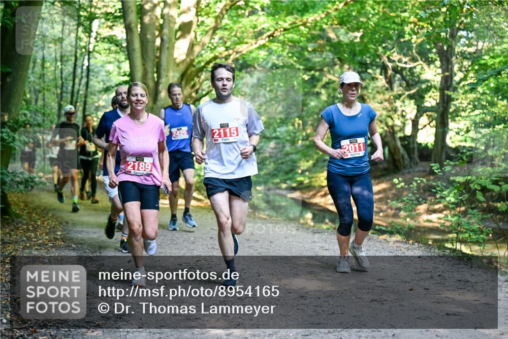 28.09.2025 - 33. Volkslauf durch das schöne Alstertal Dr. Thomas Lammeyer http://msf.ph/oto/8954165 28.09.2025 10:38:02 Laufen 2189, 2115, 2011 meine-sportfotos.de