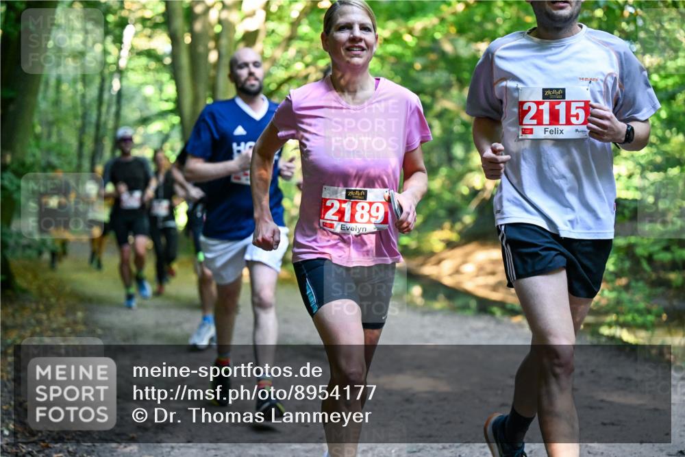 28.09.2025 - 33. Volkslauf durch das schöne Alstertal Dr. Thomas Lammeyer http://msf.ph/oto/8954177 28.09.2025 10:38:04 Laufen 2115, 2189 meine-sportfotos.de