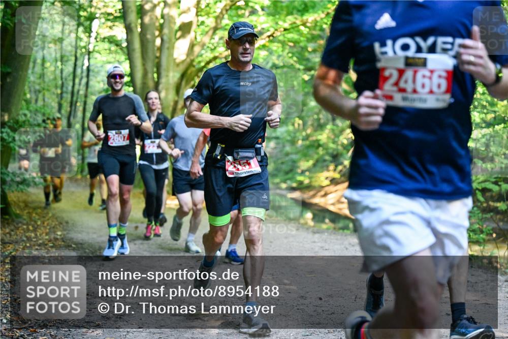 28.09.2025 - 33. Volkslauf durch das schöne Alstertal Dr. Thomas Lammeyer http://msf.ph/oto/8954188 28.09.2025 10:38:05 Laufen 2607, 2466 meine-sportfotos.de
