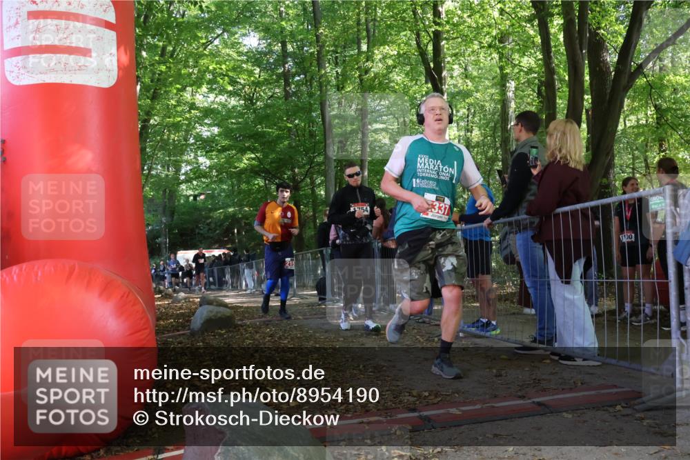 28.09.2025 - 33. Volkslauf durch das schöne Alstertal Strokosch-Dieckow http://msf.ph/oto/8954190 28.09.2025 12:38:58 Ziel 1104, 1754, 2158, 2316, 2337, 2554, 2640 meine-sportfotos.de