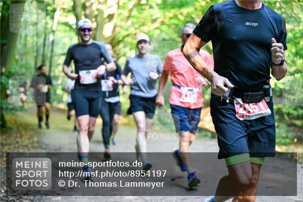 28.09.2025 - 33. Volkslauf durch das schöne Alstertal Dr. Thomas Lammeyer http://msf.ph/oto/8954197 28.09.2025 10:38:06 Laufen 2451 meine-sportfotos.de