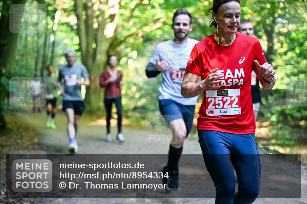 28.09.2025 - 33. Volkslauf durch das schöne Alstertal Dr. Thomas Lammeyer http://msf.ph/oto/8954334 28.09.2025 10:38:30 Laufen 2522 meine-sportfotos.de