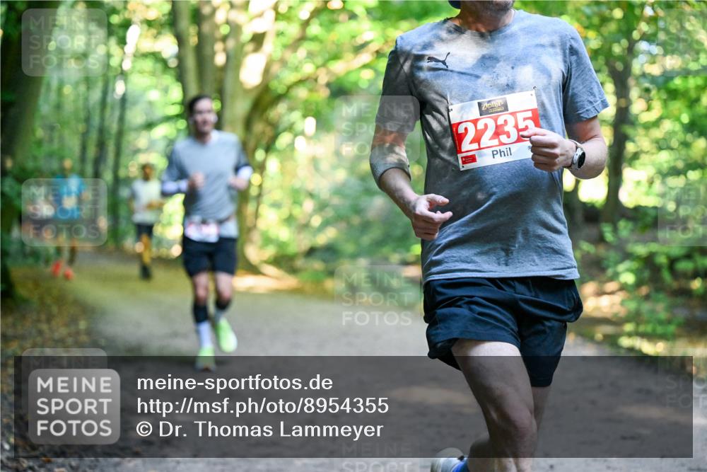 28.09.2025 - 33. Volkslauf durch das schöne Alstertal Dr. Thomas Lammeyer http://msf.ph/oto/8954355 28.09.2025 10:38:32 Laufen 2235 meine-sportfotos.de