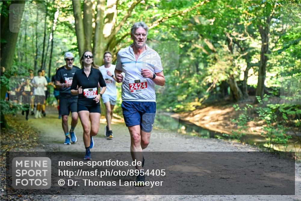 28.09.2025 - 33. Volkslauf durch das schöne Alstertal Dr. Thomas Lammeyer http://msf.ph/oto/8954405 28.09.2025 10:38:39 Laufen 2997, 2424 meine-sportfotos.de
