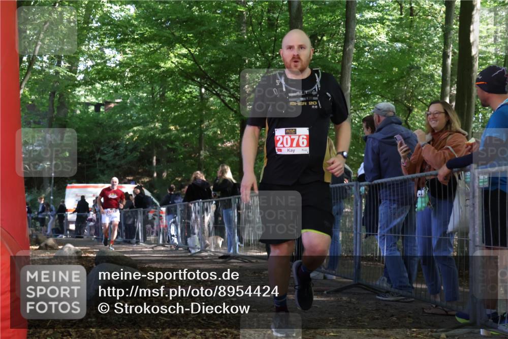 28.09.2025 - 33. Volkslauf durch das schöne Alstertal Strokosch-Dieckow http://msf.ph/oto/8954424 28.09.2025 12:41:08 Ziel 2076, 2179 meine-sportfotos.de