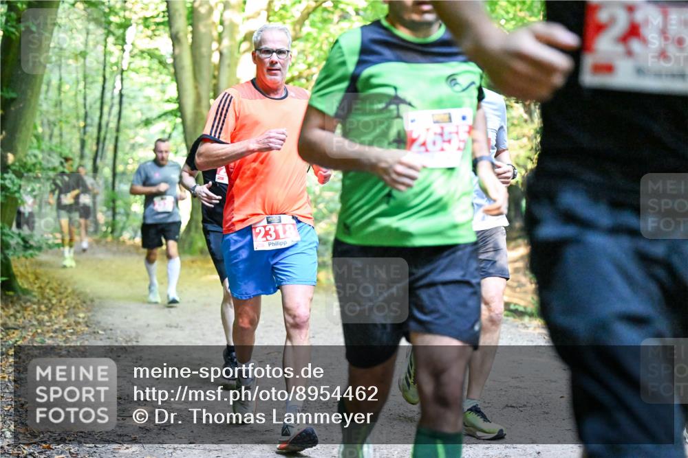28.09.2025 - 33. Volkslauf durch das schöne Alstertal Dr. Thomas Lammeyer http://msf.ph/oto/8954462 28.09.2025 10:38:48 Laufen 2318, 235 meine-sportfotos.de
