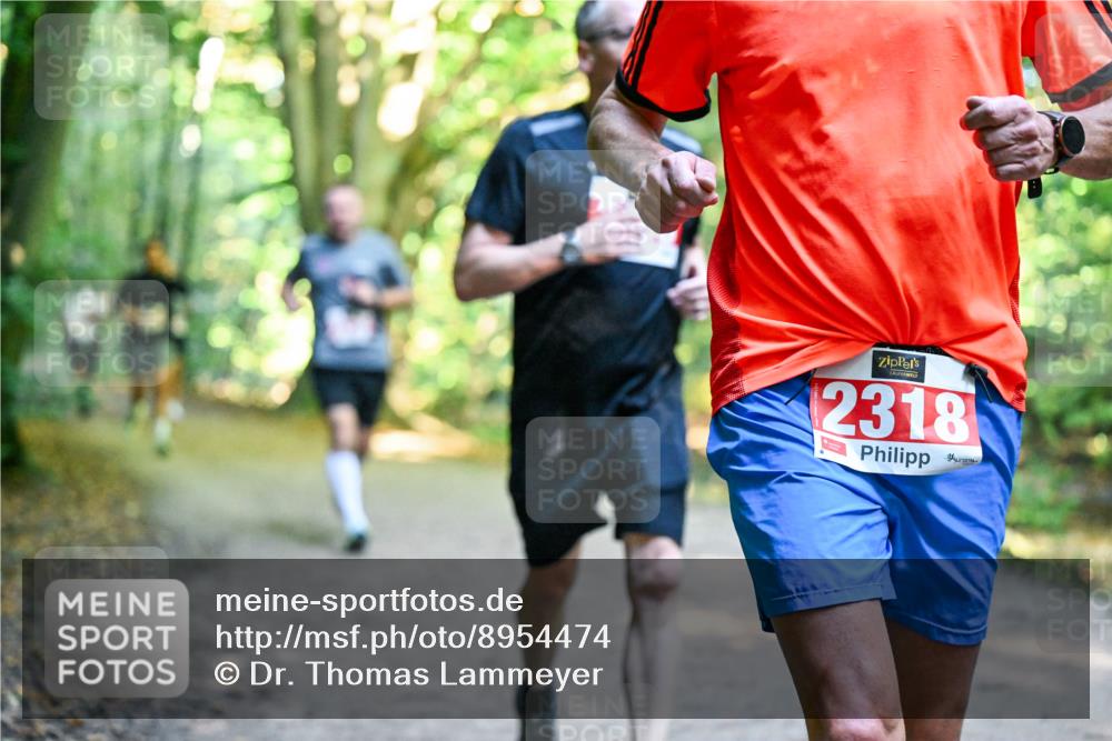 28.09.2025 - 33. Volkslauf durch das schöne Alstertal Dr. Thomas Lammeyer http://msf.ph/oto/8954474 28.09.2025 10:38:49 Laufen 2318 meine-sportfotos.de