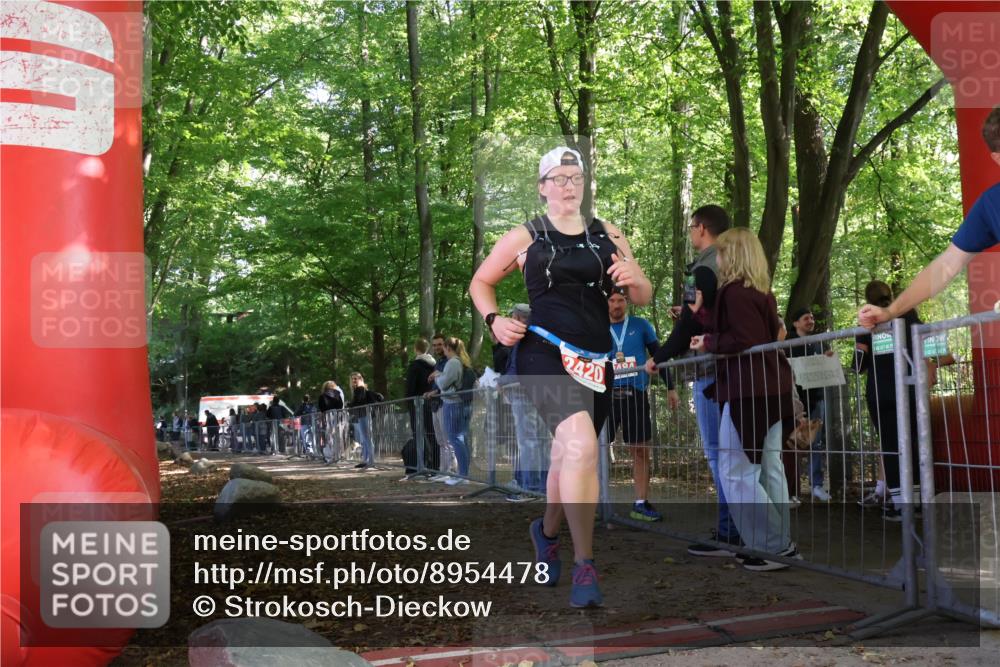 28.09.2025 - 33. Volkslauf durch das schöne Alstertal Strokosch-Dieckow http://msf.ph/oto/8954478 28.09.2025 12:41:52 Ziel 2420 meine-sportfotos.de