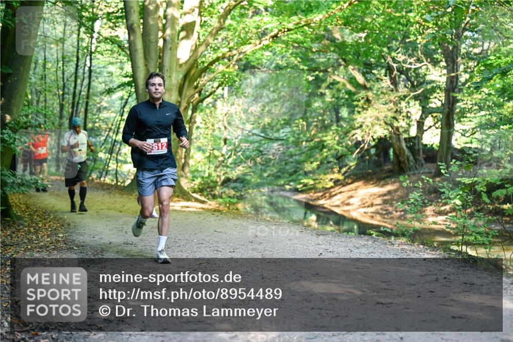 28.09.2025 - 33. Volkslauf durch das schöne Alstertal Dr. Thomas Lammeyer http://msf.ph/oto/8954489 28.09.2025 10:38:52 Laufen 612 meine-sportfotos.de