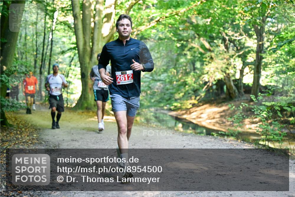 28.09.2025 - 33. Volkslauf durch das schöne Alstertal Dr. Thomas Lammeyer http://msf.ph/oto/8954500 28.09.2025 10:38:53 Laufen 2612 meine-sportfotos.de