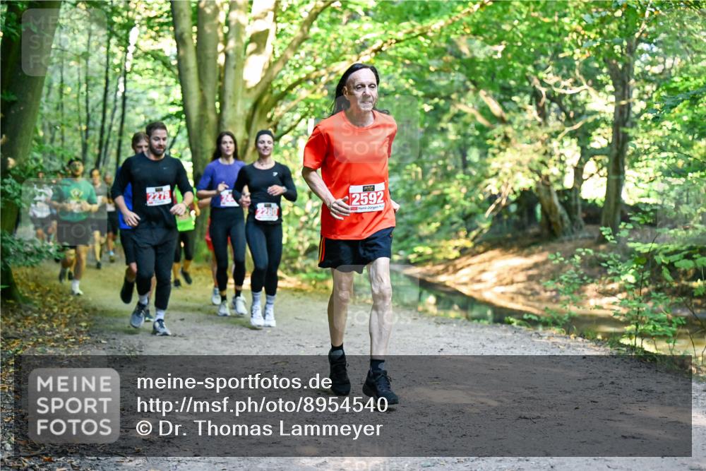 28.09.2025 - 33. Volkslauf durch das schöne Alstertal Dr. Thomas Lammeyer http://msf.ph/oto/8954540 28.09.2025 10:38:58 Laufen 2279, 2592 meine-sportfotos.de