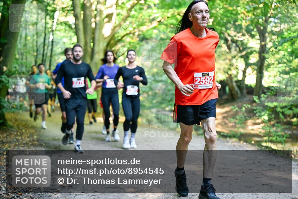 28.09.2025 - 33. Volkslauf durch das schöne Alstertal Dr. Thomas Lammeyer http://msf.ph/oto/8954545 28.09.2025 10:38:58 Laufen 2592 meine-sportfotos.de