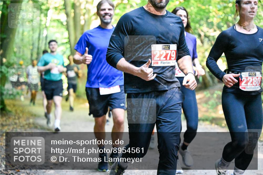 28.09.2025 - 33. Volkslauf durch das schöne Alstertal Dr. Thomas Lammeyer http://msf.ph/oto/8954561 28.09.2025 10:39:00 Laufen 2279, 7, 2280 meine-sportfotos.de