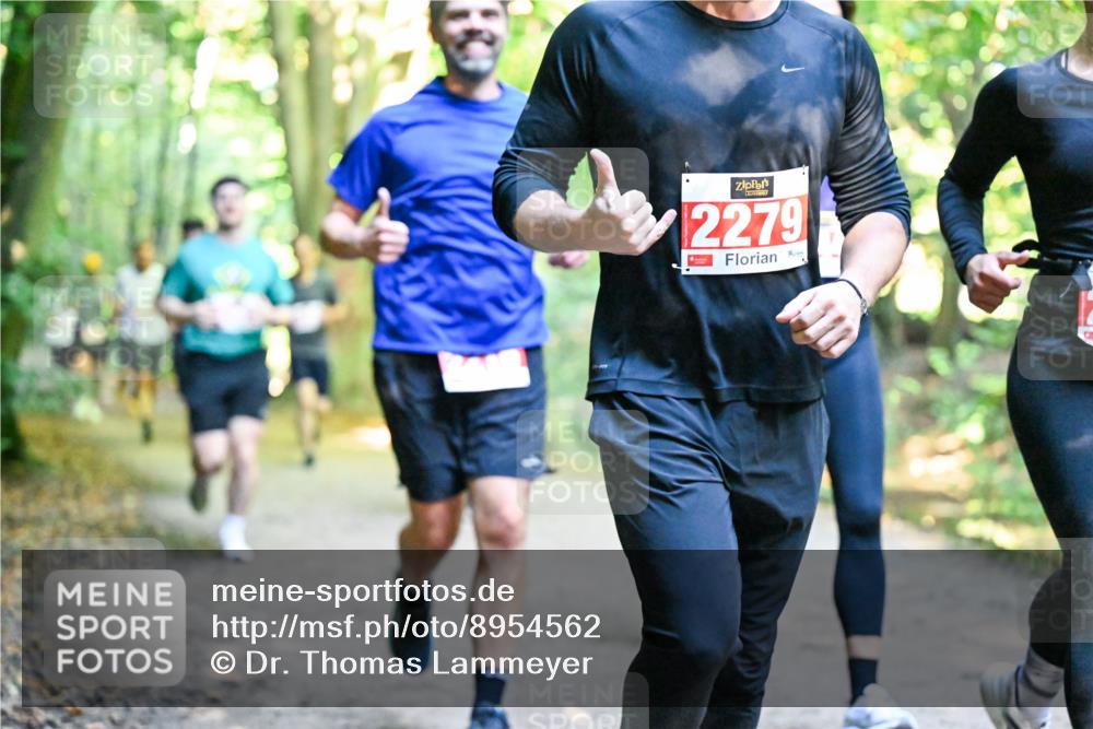28.09.2025 - 33. Volkslauf durch das schöne Alstertal Dr. Thomas Lammeyer http://msf.ph/oto/8954562 28.09.2025 10:39:01 Laufen 2279 meine-sportfotos.de