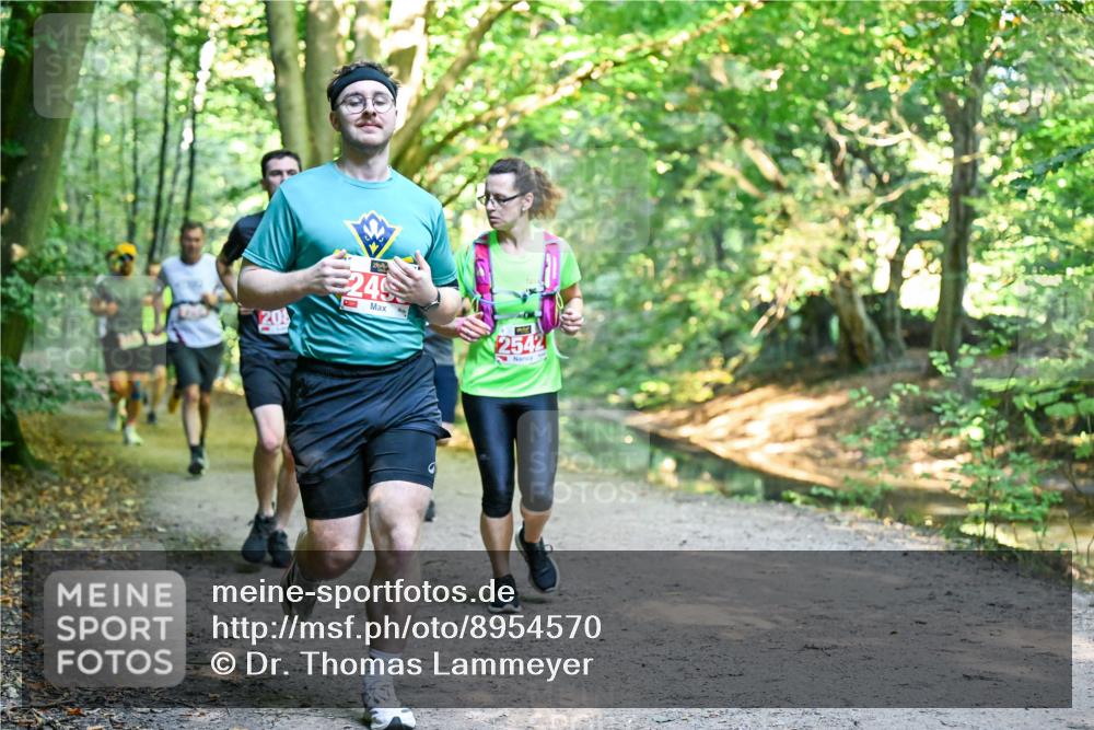 28.09.2025 - 33. Volkslauf durch das schöne Alstertal Dr. Thomas Lammeyer http://msf.ph/oto/8954570 28.09.2025 10:39:02 Laufen 249, 2542 meine-sportfotos.de