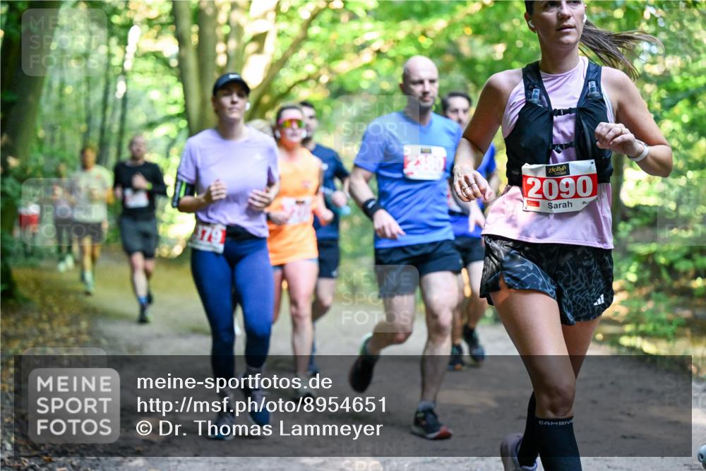 28.09.2025 - 33. Volkslauf durch das schöne Alstertal Dr. Thomas Lammeyer http://msf.ph/oto/8954651 28.09.2025 10:39:23 Laufen 2090 meine-sportfotos.de