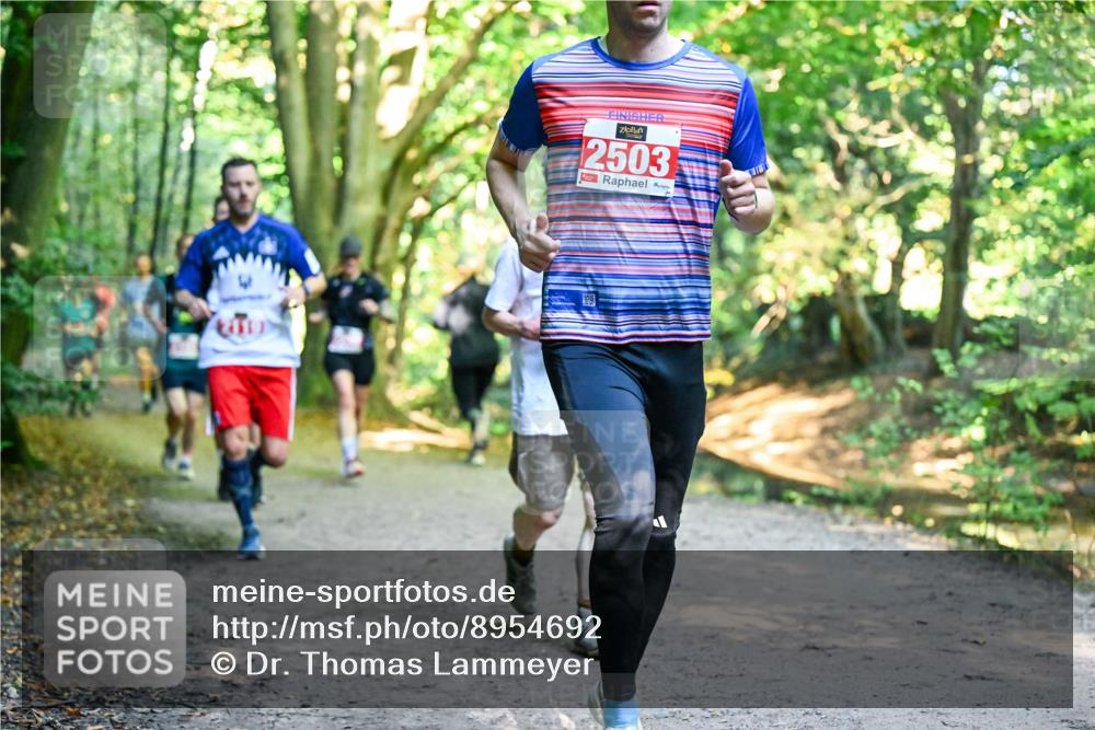 28.09.2025 - 33. Volkslauf durch das schöne Alstertal Dr. Thomas Lammeyer http://msf.ph/oto/8954692 28.09.2025 10:39:29 Laufen 2503 meine-sportfotos.de